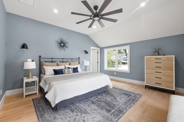 15 Pitts St, Natick, MA 01760
