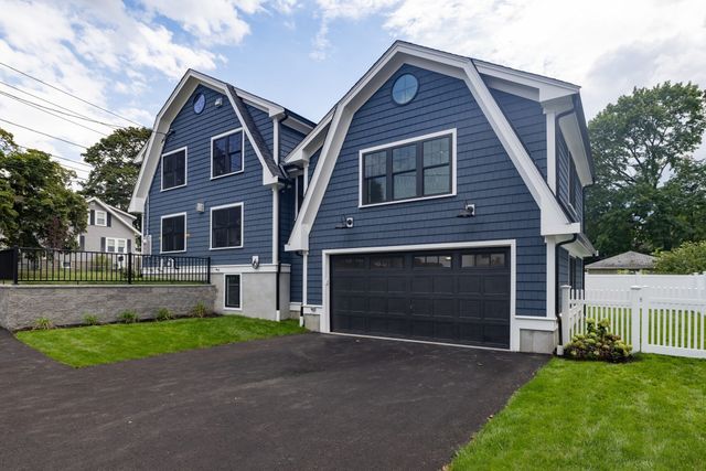 15 Pitts St, Natick, MA 01760