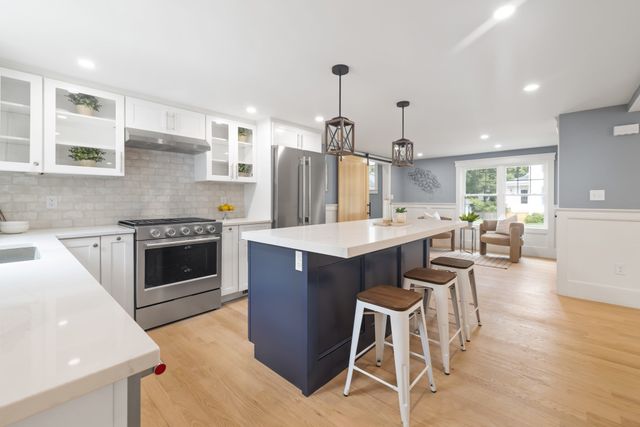 15 Pitts St, Natick, MA 01760