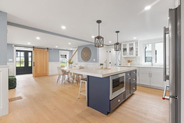 15 Pitts St, Natick, MA 01760