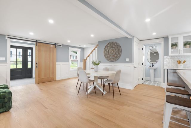 15 Pitts St, Natick, MA 01760