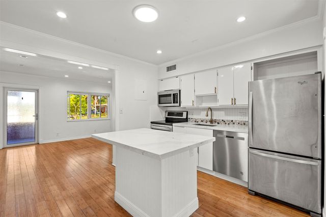 1413 SW 23rd Ave, Fort Lauderdale, FL 33312