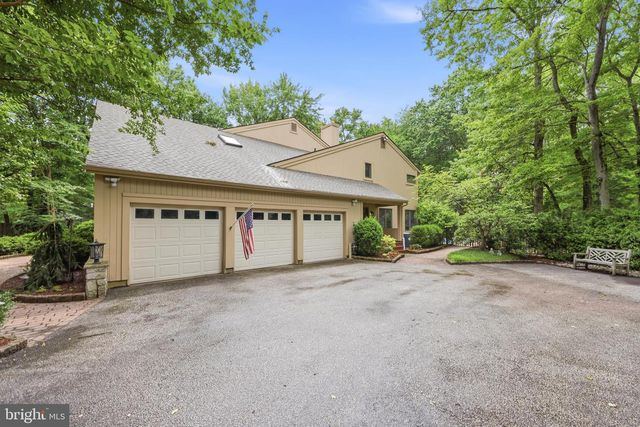 43 SOUTHWOOD DR, Cherry Hill, NJ 08003