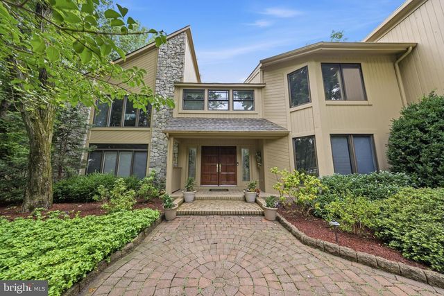43 SOUTHWOOD DR, Cherry Hill, NJ 08003
