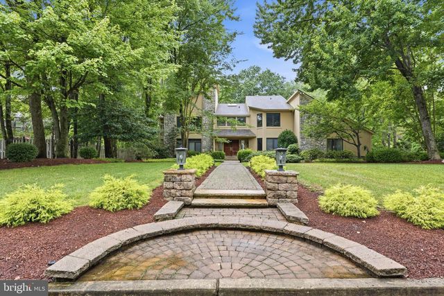 43 SOUTHWOOD DR, Cherry Hill, NJ 08003