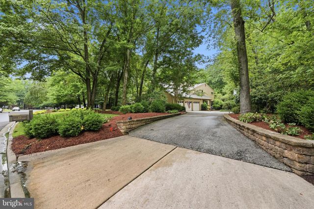 43 SOUTHWOOD DR, Cherry Hill, NJ 08003