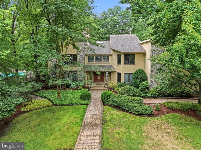 43 SOUTHWOOD DR, Cherry Hill, NJ 08003