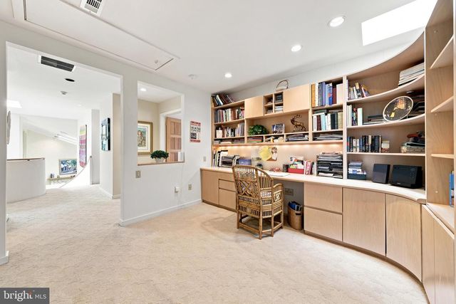 43 SOUTHWOOD DR, Cherry Hill, NJ 08003
