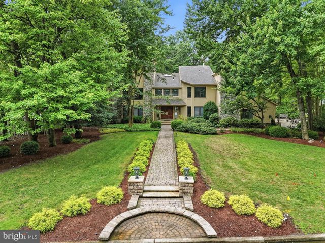 43 SOUTHWOOD DR, Cherry Hill, NJ 08003