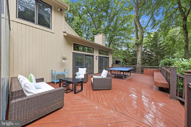 43 SOUTHWOOD DR, Cherry Hill, NJ 08003