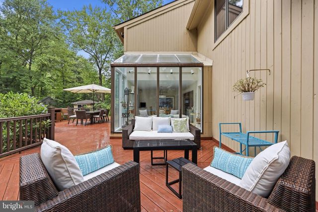 43 SOUTHWOOD DR, Cherry Hill, NJ 08003