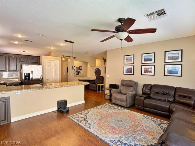 809 Royal Plum Lane, Las Vegas, NV 89144