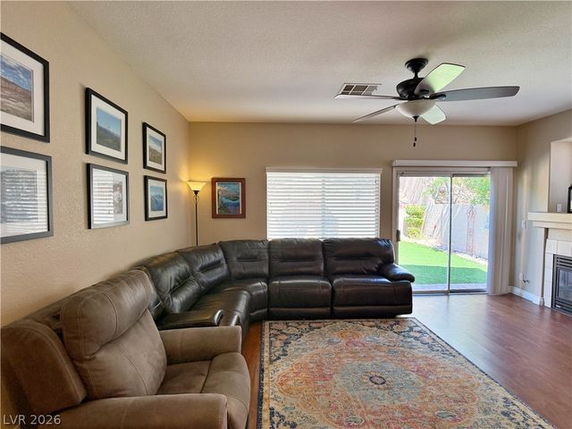 809 Royal Plum Lane, Las Vegas, NV 89144