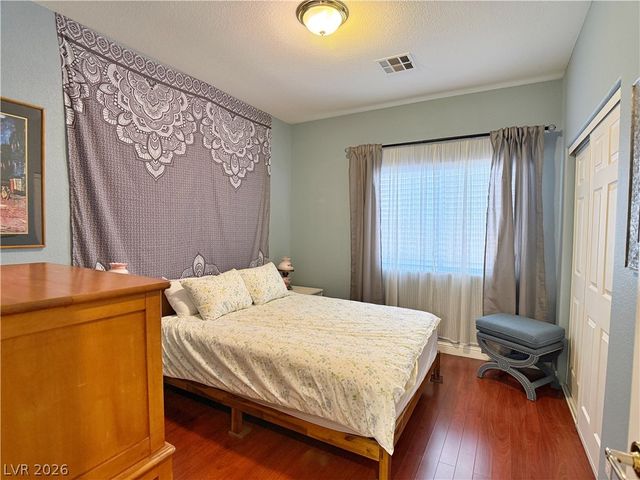 809 Royal Plum Lane, Las Vegas, NV 89144