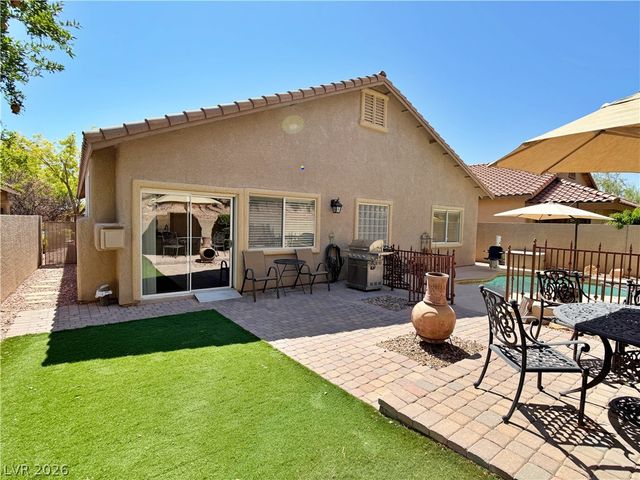 809 Royal Plum Lane, Las Vegas, NV 89144