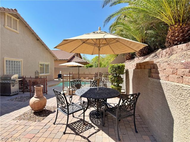 809 Royal Plum Lane, Las Vegas, NV 89144