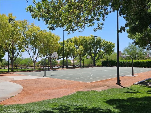 809 Royal Plum Lane, Las Vegas, NV 89144