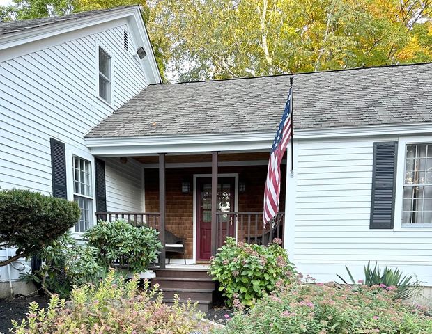 84 Main Street, Hollis, NH 03049