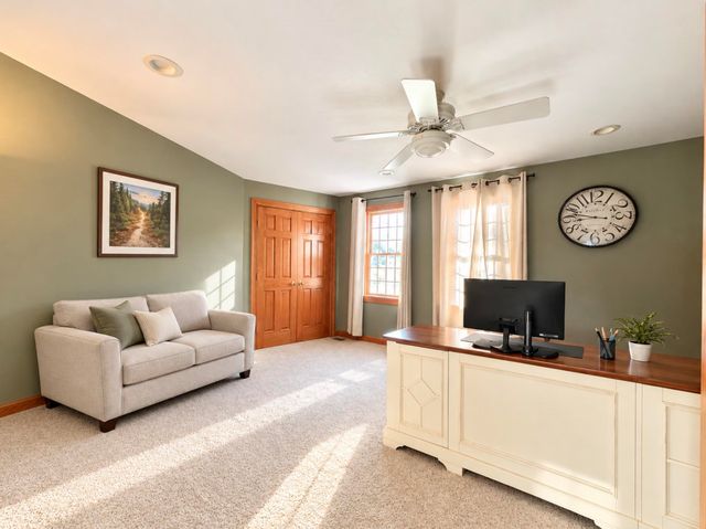 84 Main Street, Hollis, NH 03049