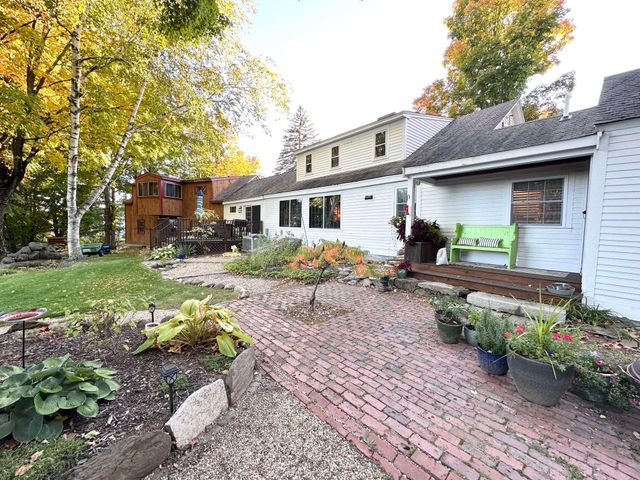 84 Main Street, Hollis, NH 03049