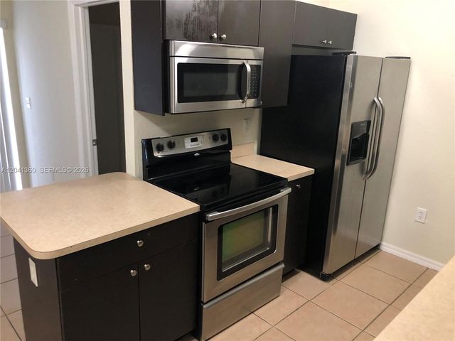 25823 SW 128th Ct, Homestead, FL 33032