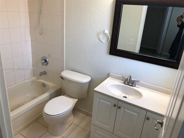 25823 SW 128th Ct, Homestead, FL 33032