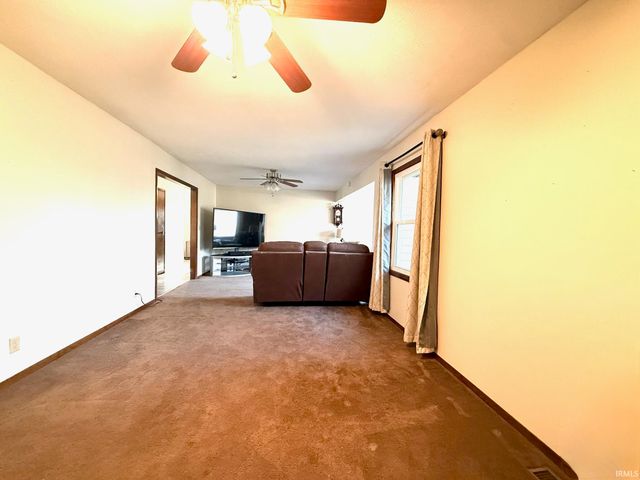 8201 Tilford Rd, Bloomington, IN 47404