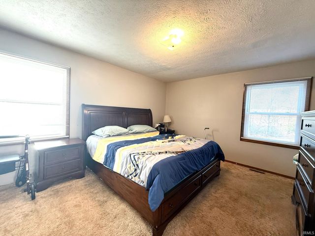 8201 Tilford Rd, Bloomington, IN 47404