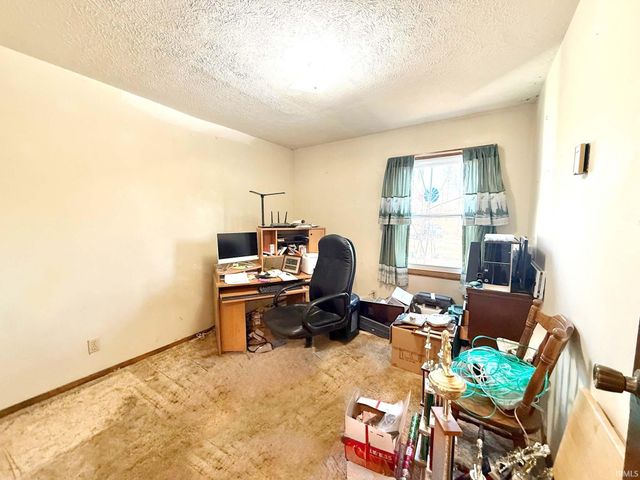 8201 Tilford Rd, Bloomington, IN 47404