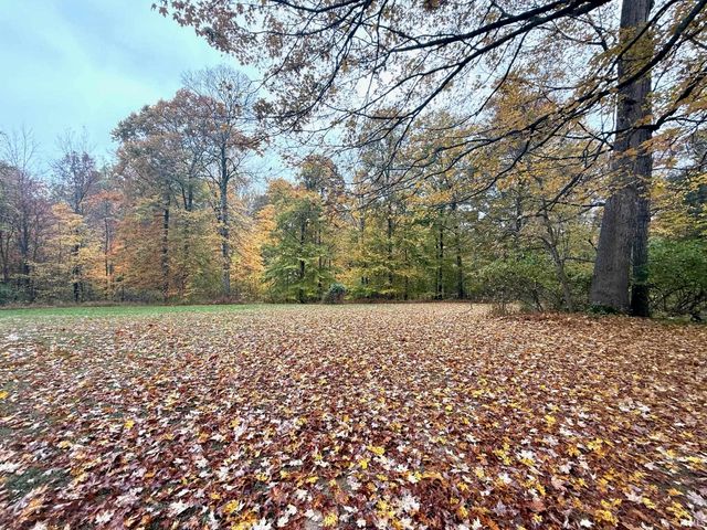 8201 Tilford Rd, Bloomington, IN 47404