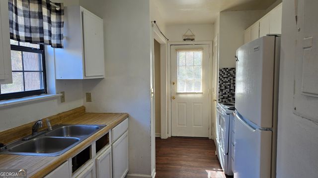 210 Jefferson Park Drive, Macon, GA 31220