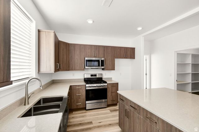 493 W AVERY LN, St. George, UT 84790