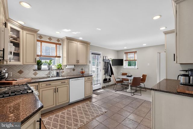 329 LYNBROOKE RD, Springfield, PA 19064