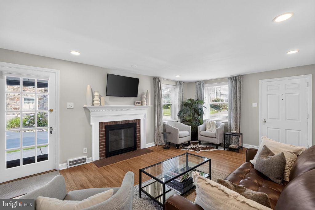 329 LYNBROOKE RD, Springfield, PA 19064 — photo 4