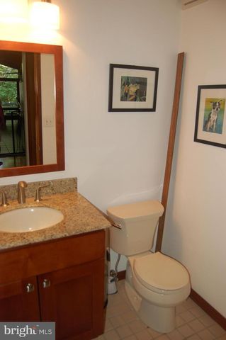 9728 SWIFT CREEK CT, Fairfax Station, VA 22039