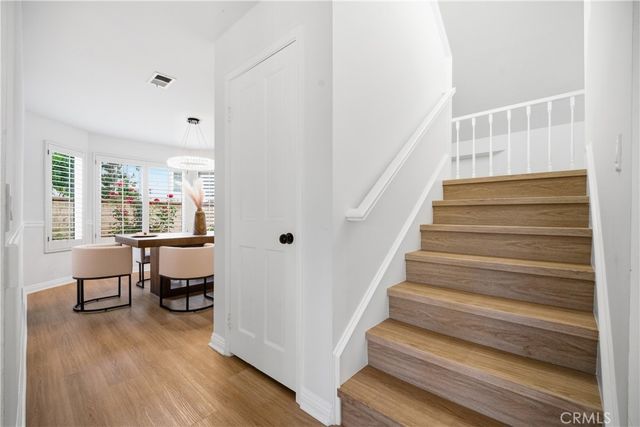 29950 Rolling Ridge Drive, Agoura Hills, CA 91301