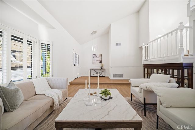 29950 Rolling Ridge Drive, Agoura Hills, CA 91301