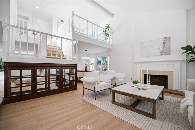 29950 Rolling Ridge Drive, Agoura Hills, CA 91301