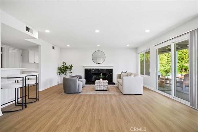 29950 Rolling Ridge Drive, Agoura Hills, CA 91301