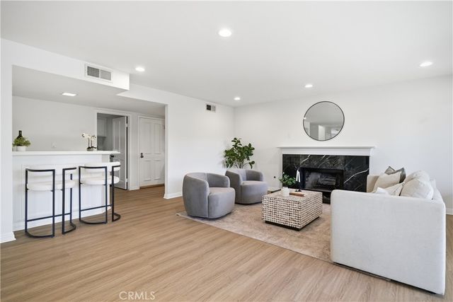 29950 Rolling Ridge Drive, Agoura Hills, CA 91301