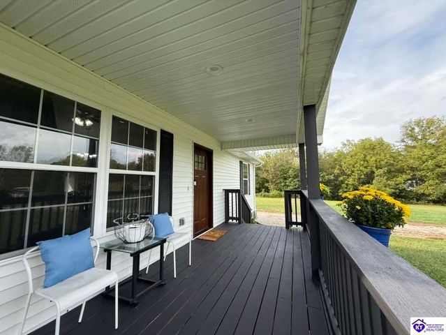 200 Brady Lane, Brandenburg, KY 40108