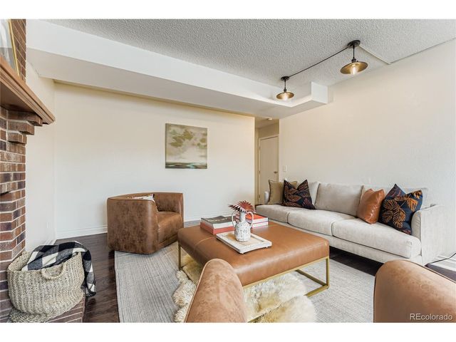 495 Ridgeglen Way, Highlands Ranch, CO 80126