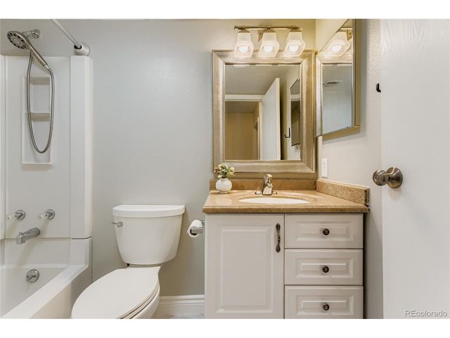 495 Ridgeglen Way, Highlands Ranch, CO 80126