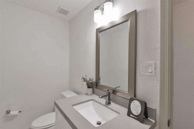 531 Brandon Road, Conroe, TX 77302