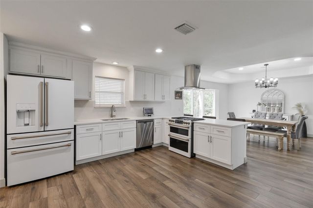 531 Brandon Road, Conroe, TX 77302