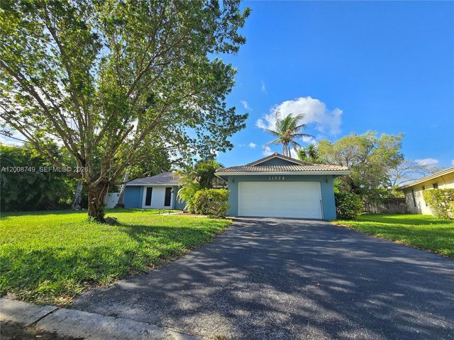 11578 NW 39th Pl, Coral Springs, FL 33065