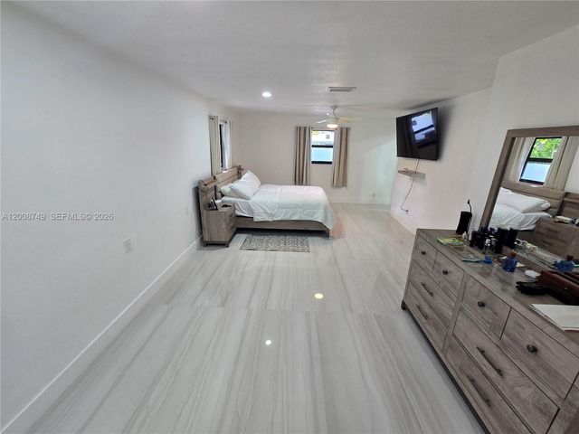 11578 NW 39th Pl, Coral Springs, FL 33065