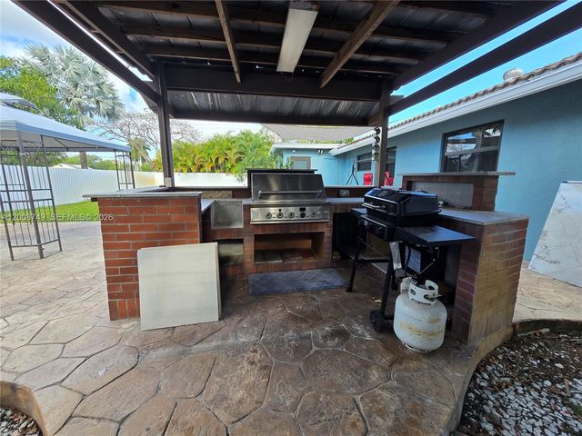 11578 NW 39th Pl, Coral Springs, FL 33065