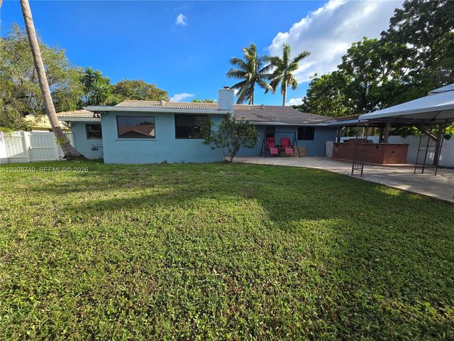 11578 NW 39th Pl, Coral Springs, FL 33065