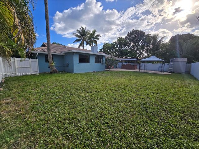 11578 NW 39th Pl, Coral Springs, FL 33065